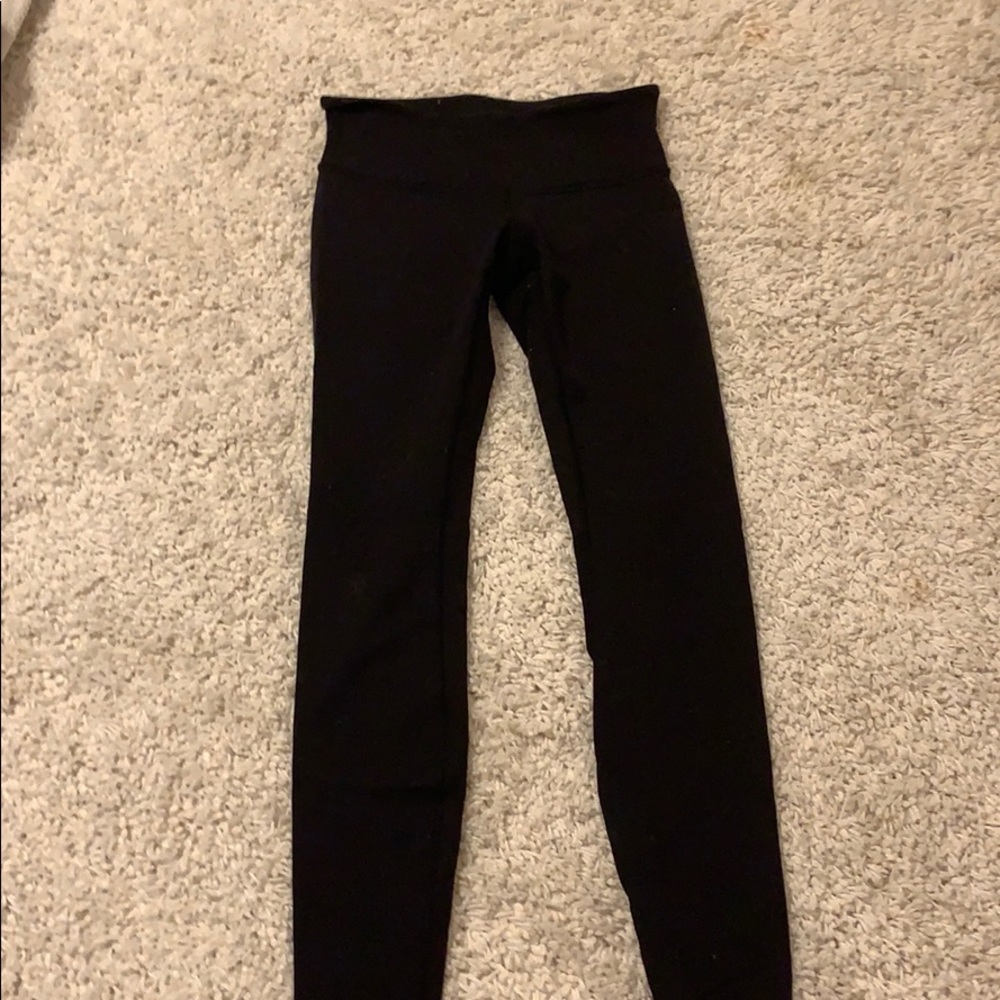 Lulu Lemon black leggings